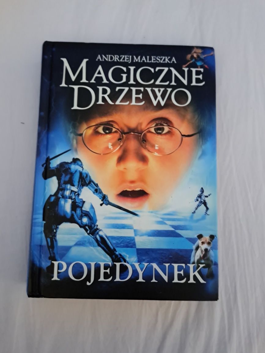 Książka magiczne Pojedynek