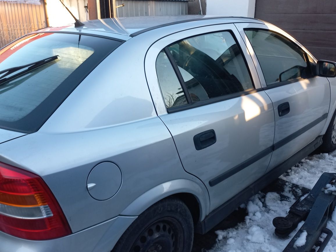 Opel Astra G kolor 157 na części 2005r