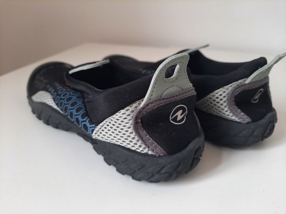 Buty chłopięce do wody rozm. 37