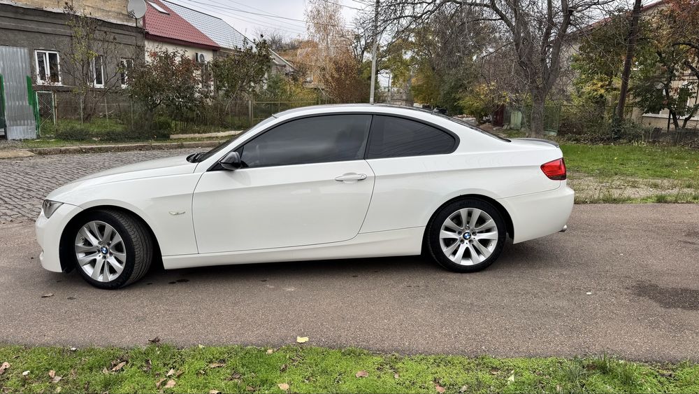 БМВ 3, е 92, купе, красный кожаный салон, автомат, 2.5 бензин BMW