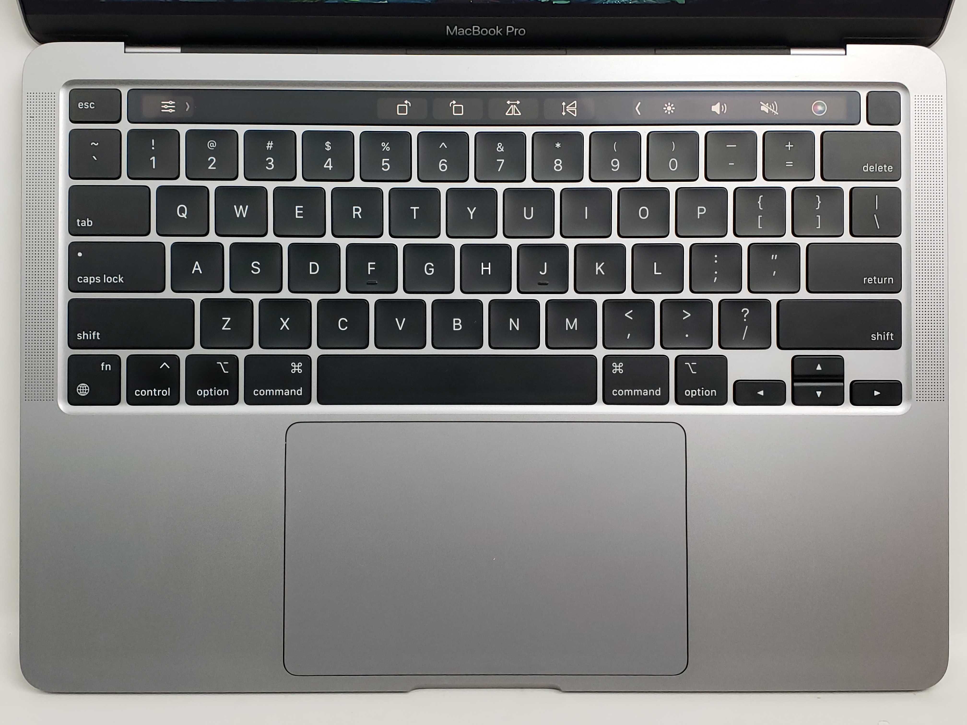 MacBook Pro 13 2022 Space Gray M2 8GB 256SSD 12 ЦИКЛІВ Dream Store