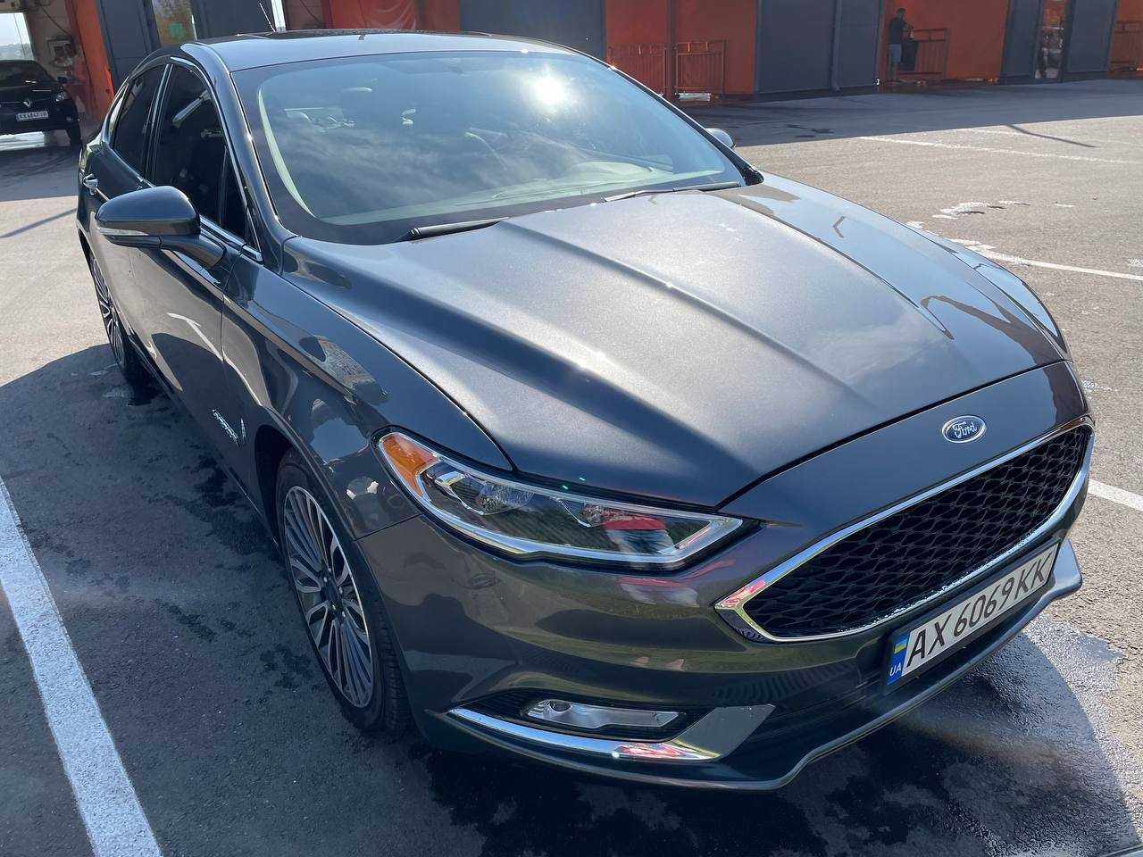 Ford Fusion Hybrid Titanium 2016