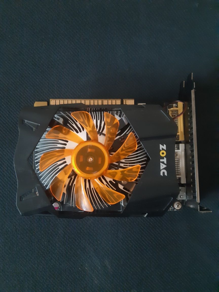 phenom x4 965 Black Edition 3.4Ghz gtx 650 z