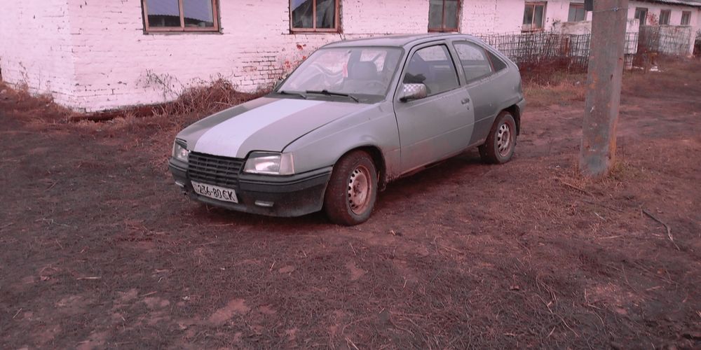 Опель кадет. 1.3 бензин по техпаспорту