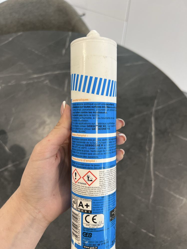 Silikon Bezbarwny sanitarny GEBISCONE.