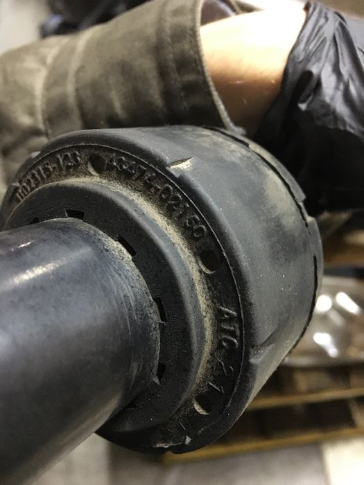 Полуось привод шрус піввісь Toyota Avensis T27 T29 1.6 1.8 VVTI VVT-i