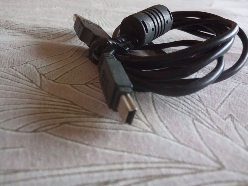 Кабель    USB                                          .