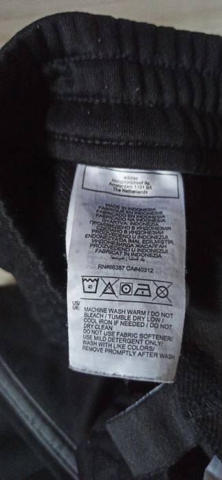 Spodnie dresowe Adidas 158-164