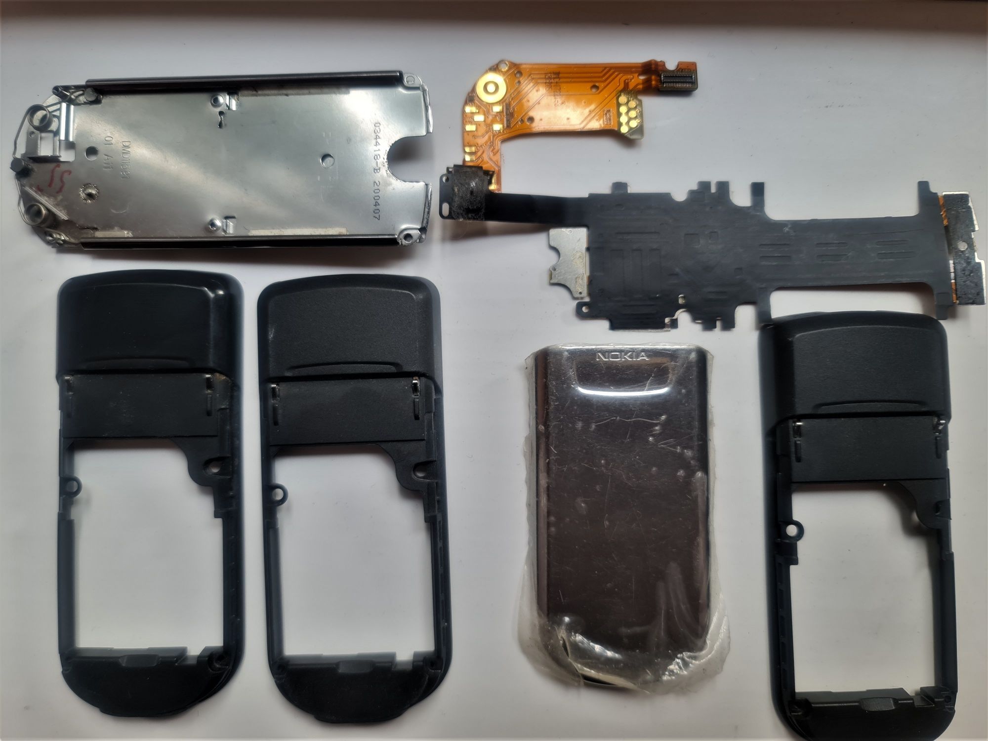Nokia 8800 silver, sirocco, arte  carbon wszystkie