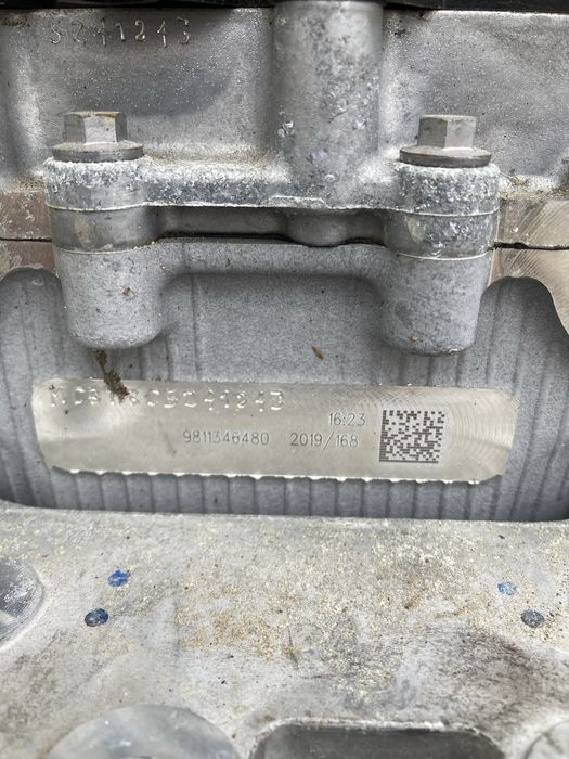 Silnik ,   przebieg 55 tys . Z 2019 rok maska zderzak szyby  ok