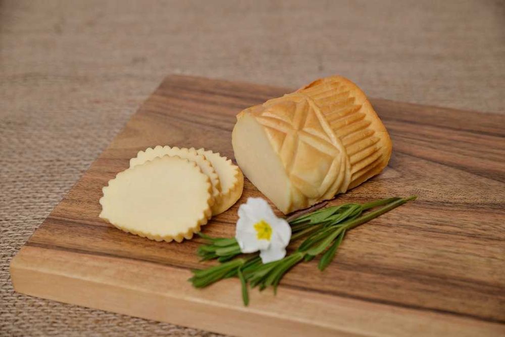 PasjaSera- Serek góralski mały-200g- Bieszczady- pakowany hermetycznie