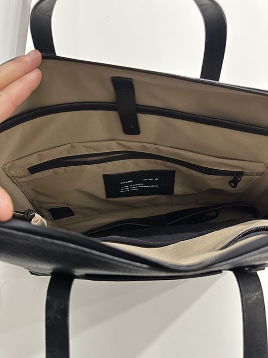 Mala de mão em Pele Genuína Grams(28)