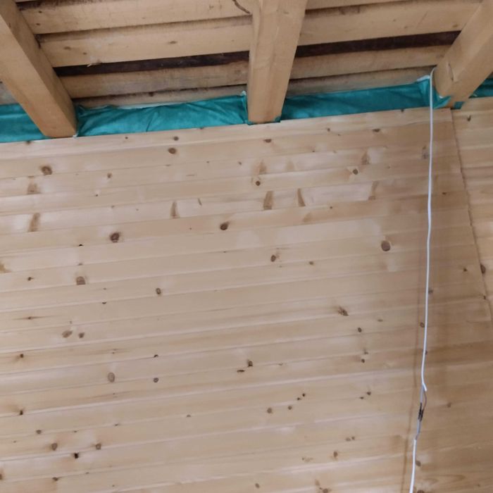 Продам половину будинку в Карпатах, І-Франківська об.  . с.Яблуниця