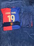 Lamine -YAMAL- Barcelona - Strój piłkarski z geterkami 134cm