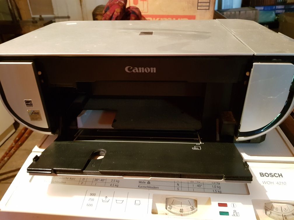 Продам струйний принтер БФП МФУ Canon на запчастини (неробочий)