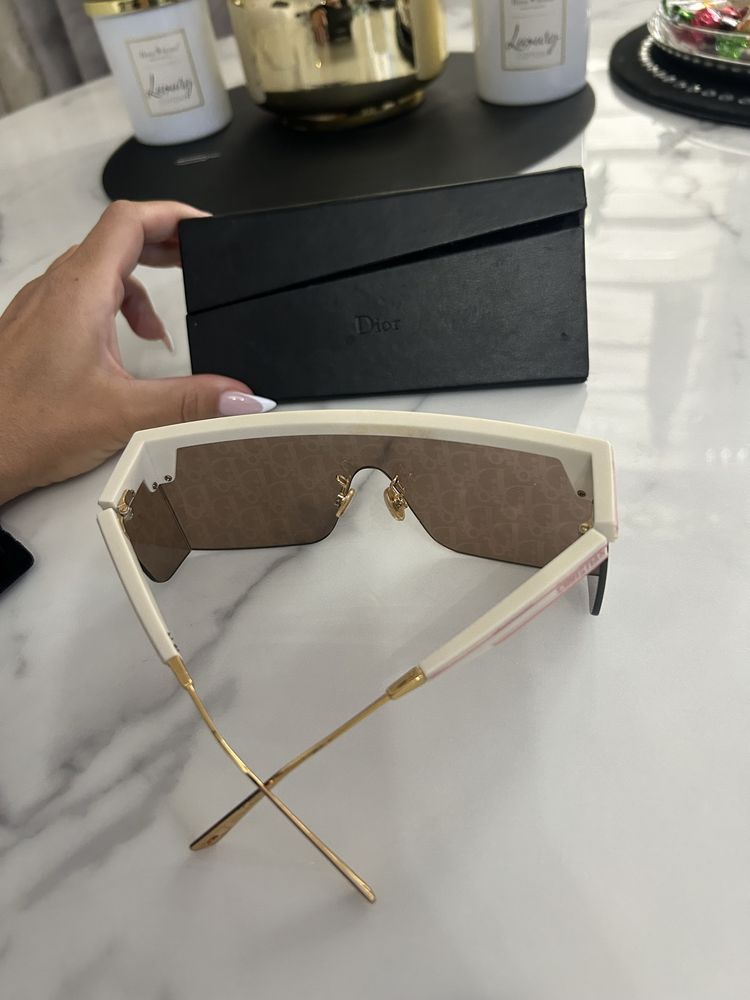 Okulary przeciwsloneczne Dior