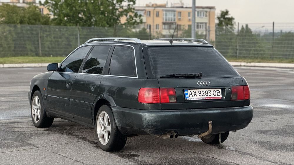 Audi A6 Avant C4 1995