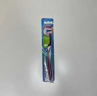 Escova Oral B Complete