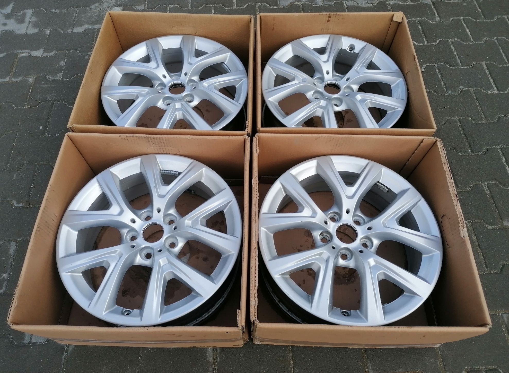 #116 Alufelgi R17 5x112 Audi BMW VW Škoda Seat Mercedes