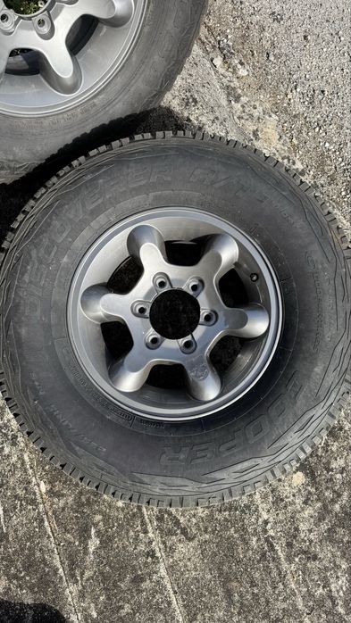 5 Rodas furação japonesa 265/70r15