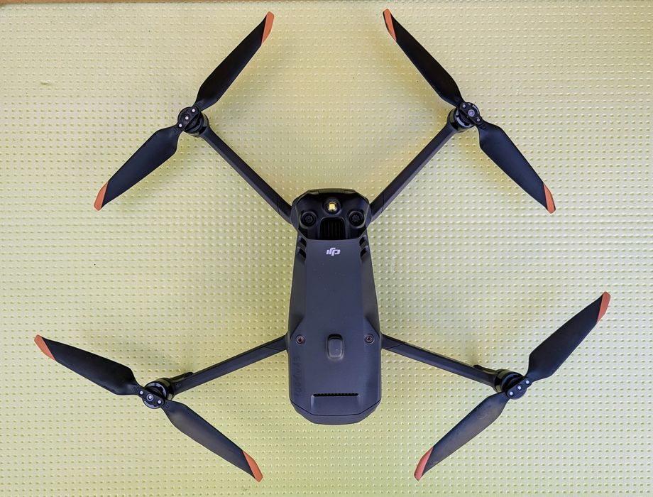 DJI Mavic 3T Enterprise

Продам DJI Mavic 3T Enterprise,