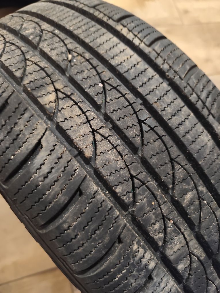 Komplet opon 225/55 r16 zimowe