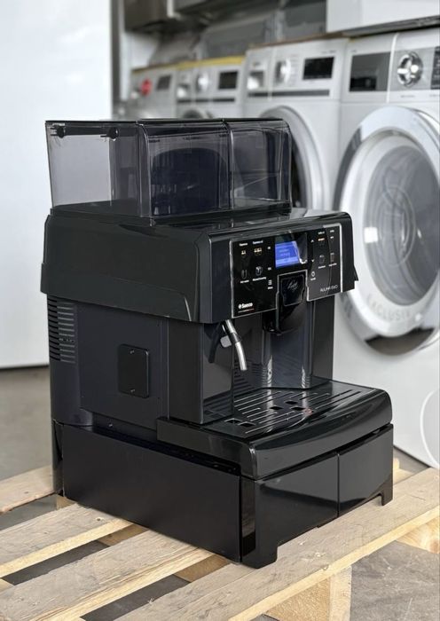 Кавомашина Saeco Aulika EVO кофеварка saeco кофеварка saeco