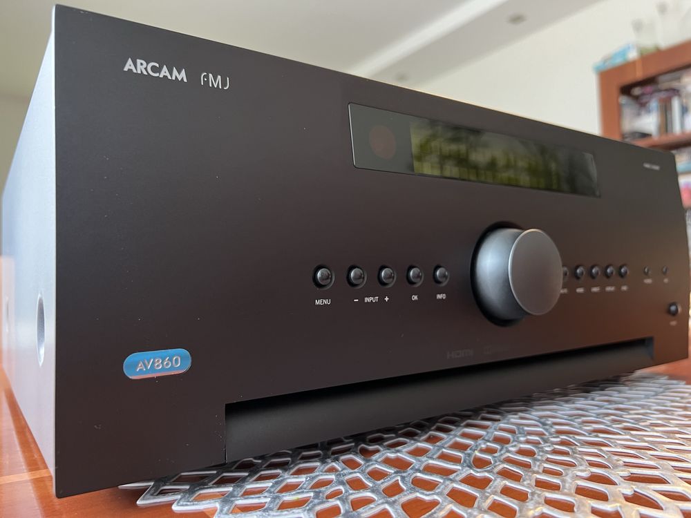 ARCAM AVR860 4k Procesor PRE av kino XLR DTS X Dolby Atmos