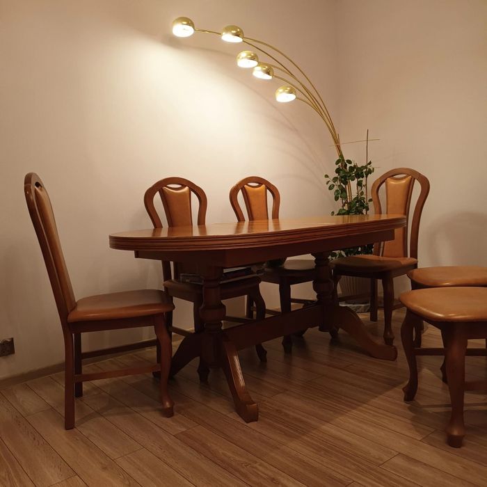 Stół dębowy rozkładany  i 6 krzeseł