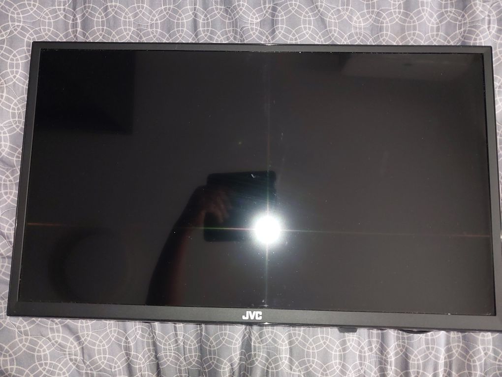 Продам телевізор JVC 32