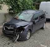 Skoda      Roomster  дтп
