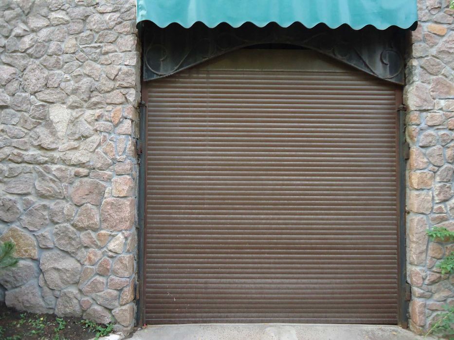 Ролеты защитные (алюминиевые) от проникновения посторонних Ирпень