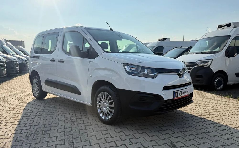 Toyota Proace City Verso / Salon Polska / 2 x drzwi boczne / Klimatyzacja / JAK NOWY /GWARANCJA