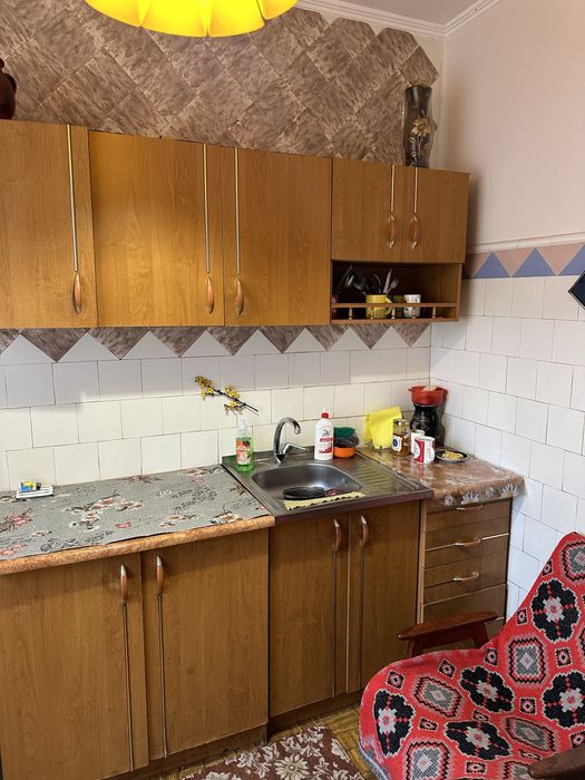 Оренда окремої кімнати для дівчини на Замості, Петроцентр. Варшавська