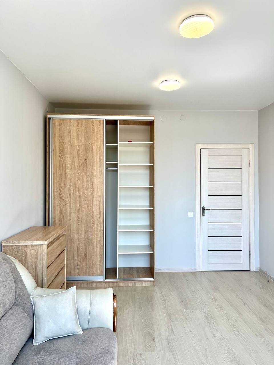 Продаж 2 кімнатної квартири вул.Зелена 115Д