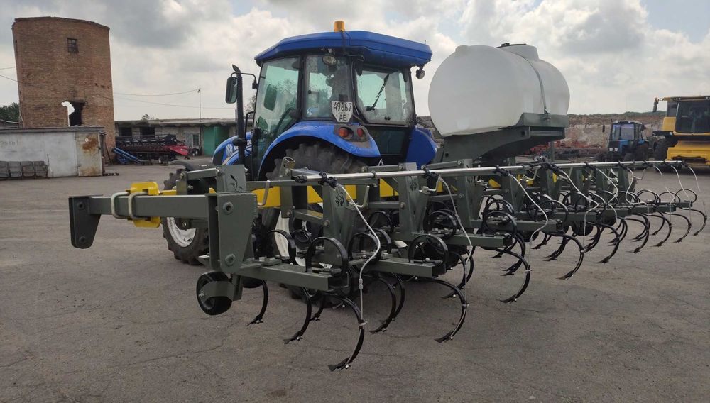 Культиватор міжрядний (просапний) універсальний КПУ-5,6