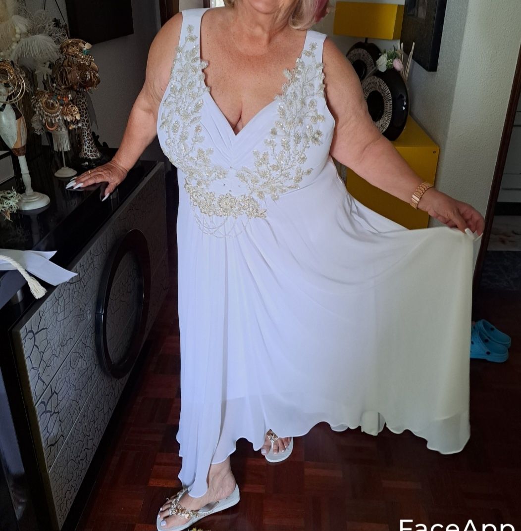 Vestido noiva  branco com brilhos