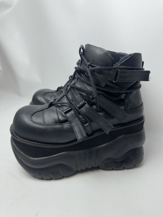 Demonia Boxer 13, New Rock, Gordon Jack, Buffalo