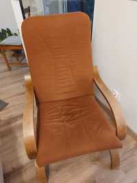Fotel kolor brązowy.