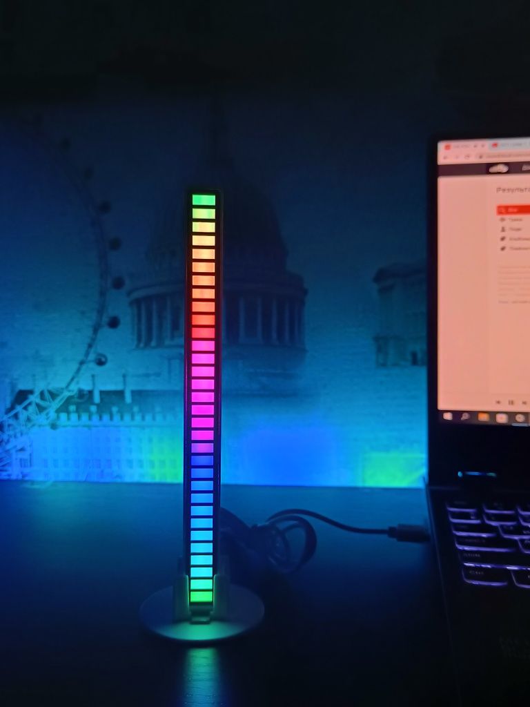 Светодиодный RGB-светильник с управлением звуком, Світлодіодний RGB- с