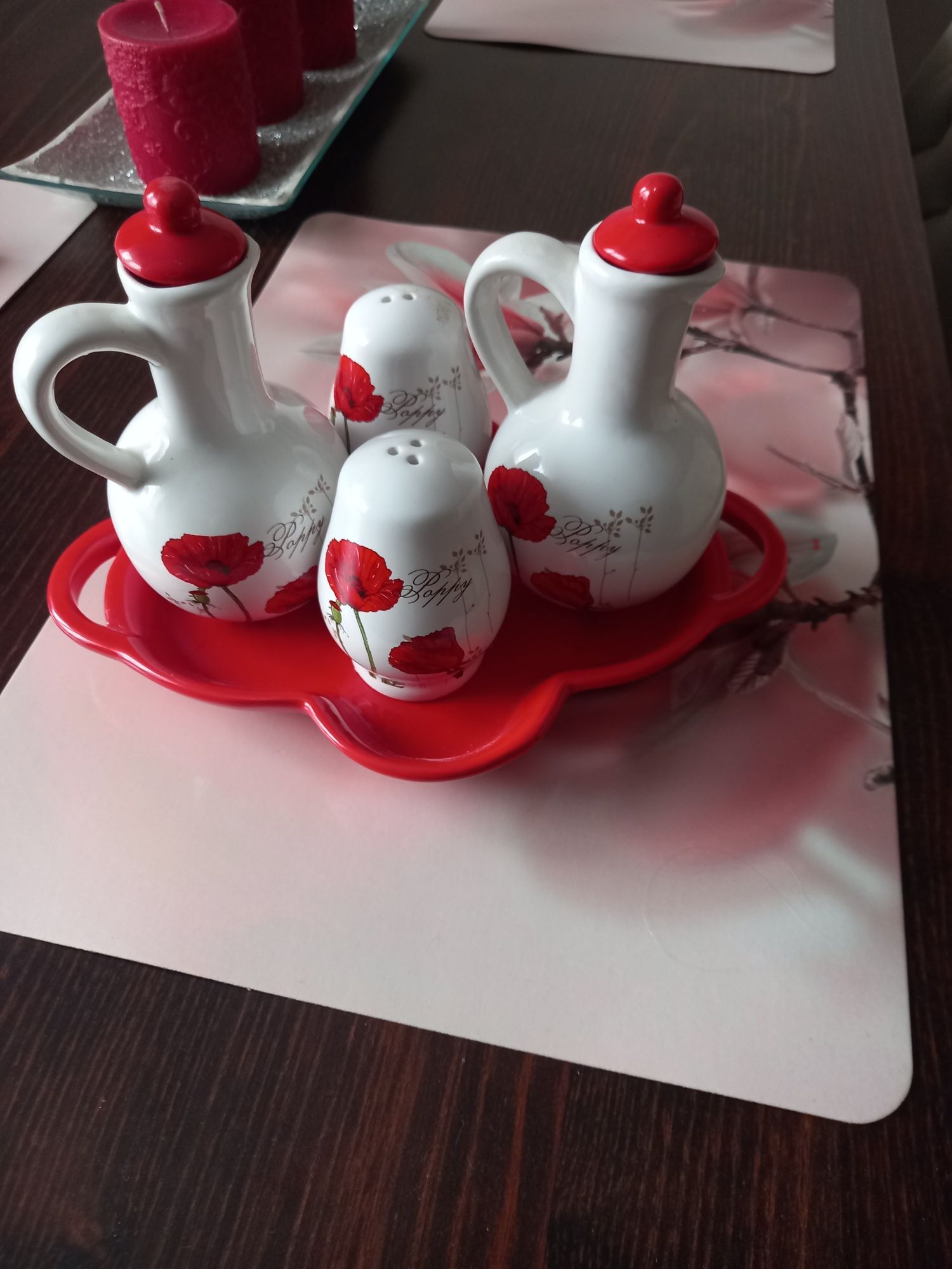 Zestaw do przypraw z porcelany Poppy