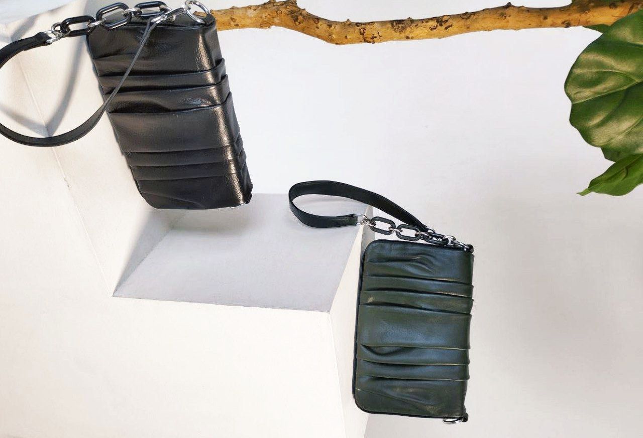 Новая! Модная стильная сумочка из натур.кожи, цвет чёрный. Mario Muzzi
