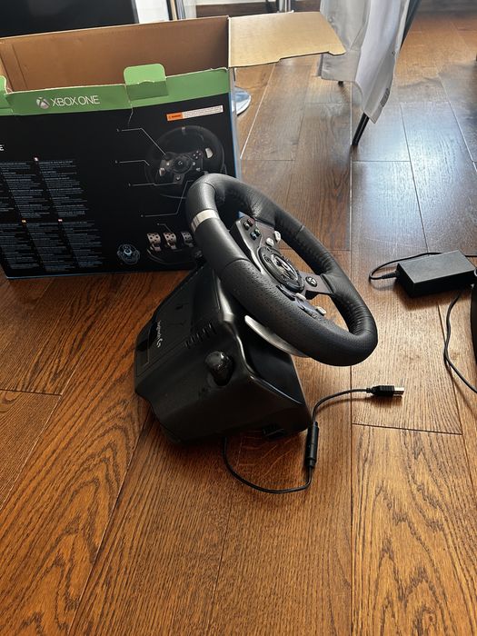 Kierownica logitecht g920