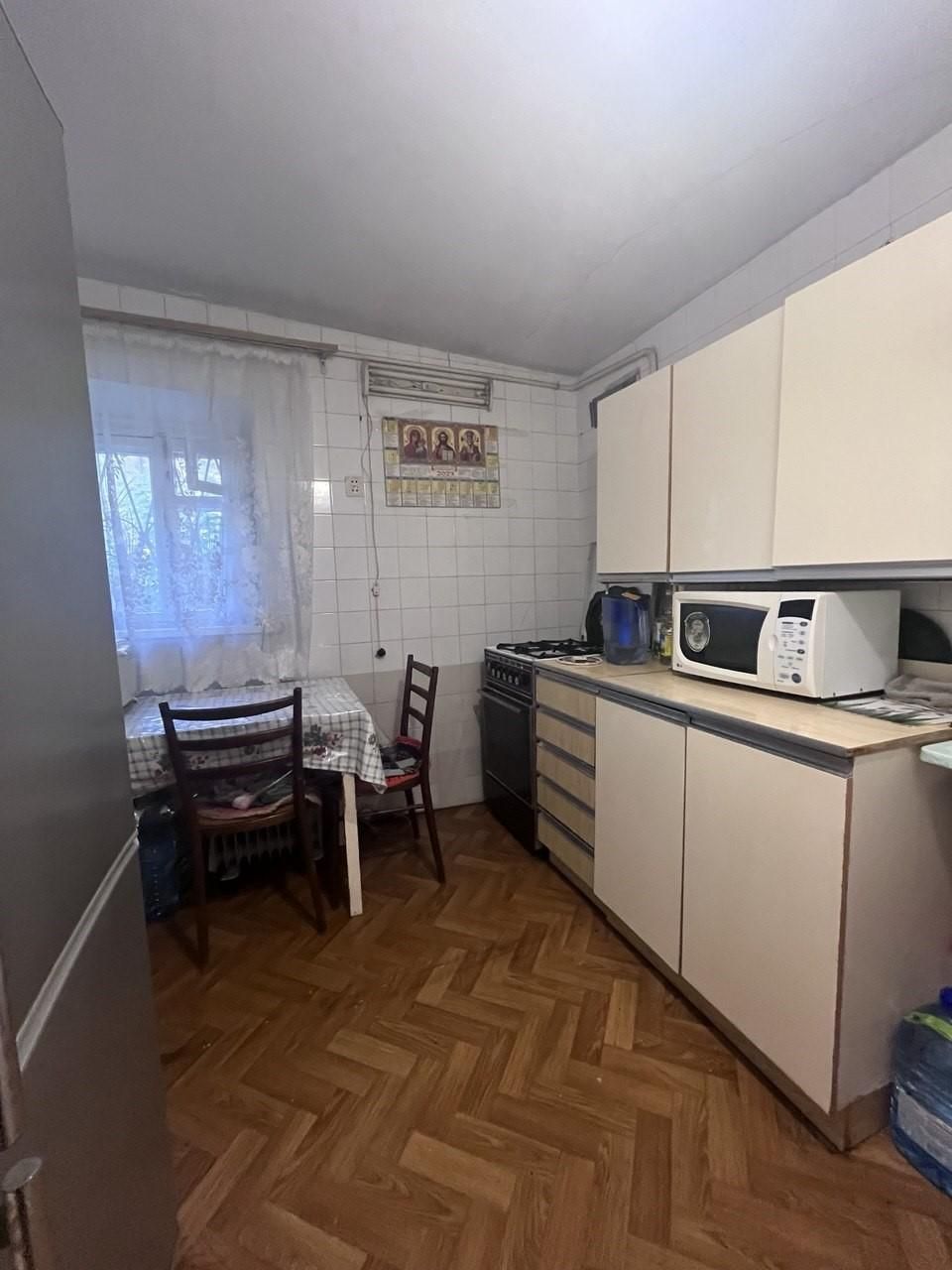 Квартира на земле возле Музкомедии (3-154-071)