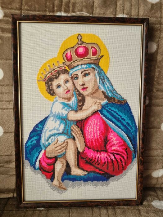 Вишиті ікони та образи Божої Матері, Георгія переможця, та інші