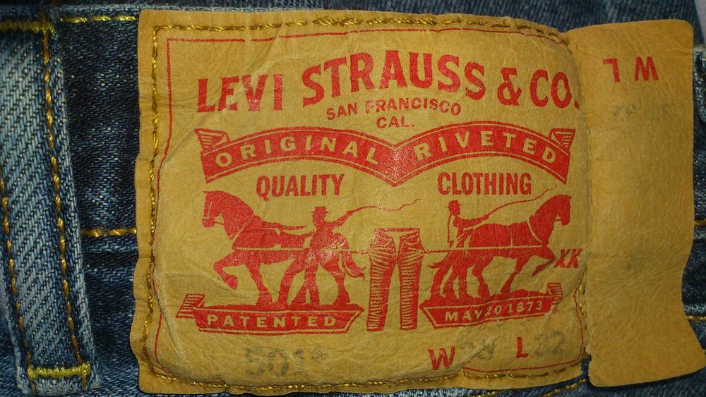 Джинсы Levi*Strauss 501.Меxico2018.W38L32.Полупояс-50,Длина-111 см,б/у