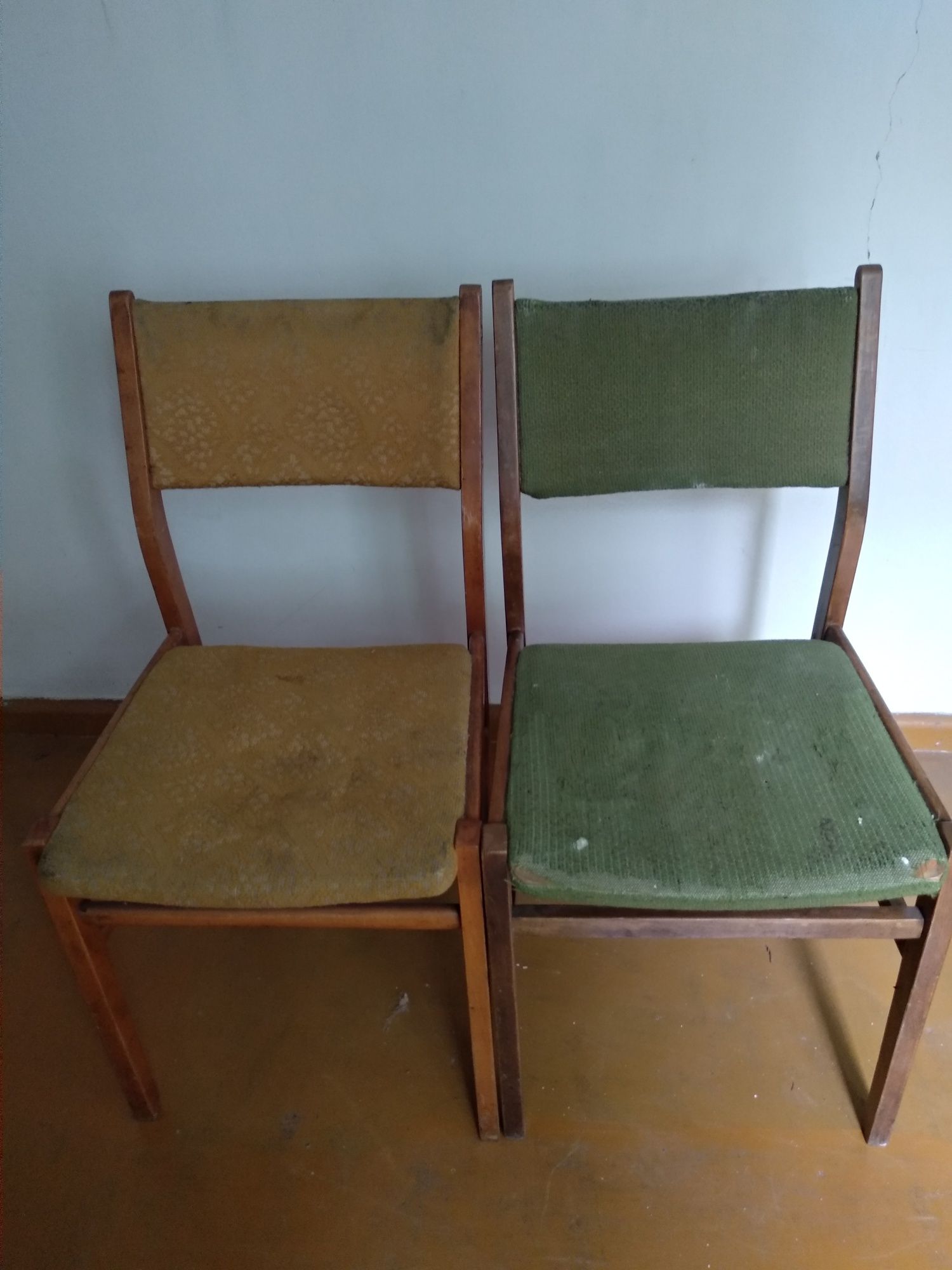 Krzesła drewniane do renowacji PRL krzesło retro klasyk stare stabilne