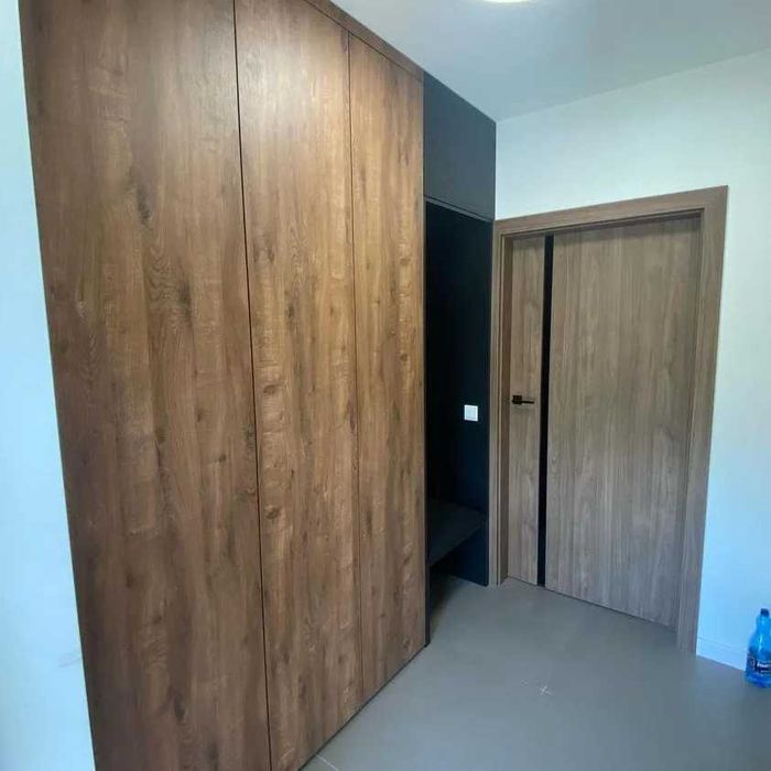 Meble na wymiar/kuchnie/szafy/sypialnie/łazienkowe