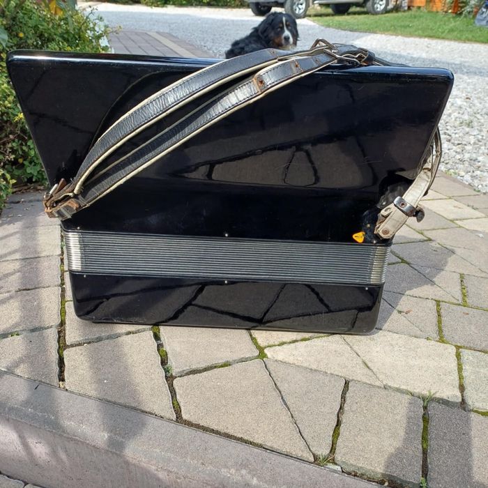 Akordeon Weltmeister 120 basow
