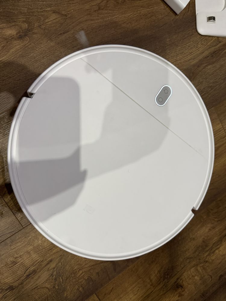 Mi robot sprzątający mopujący essential